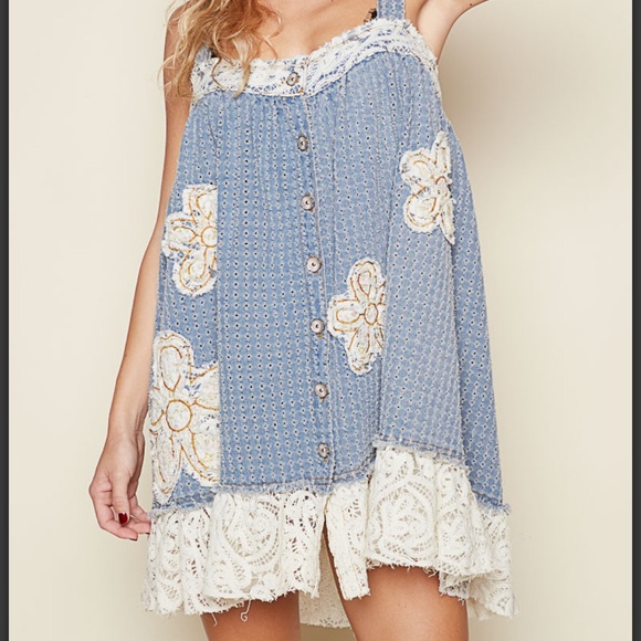 106 LAST ONE! 💕 POL Blue Floral Lace Dress/Tunic - Picture 3 of 7